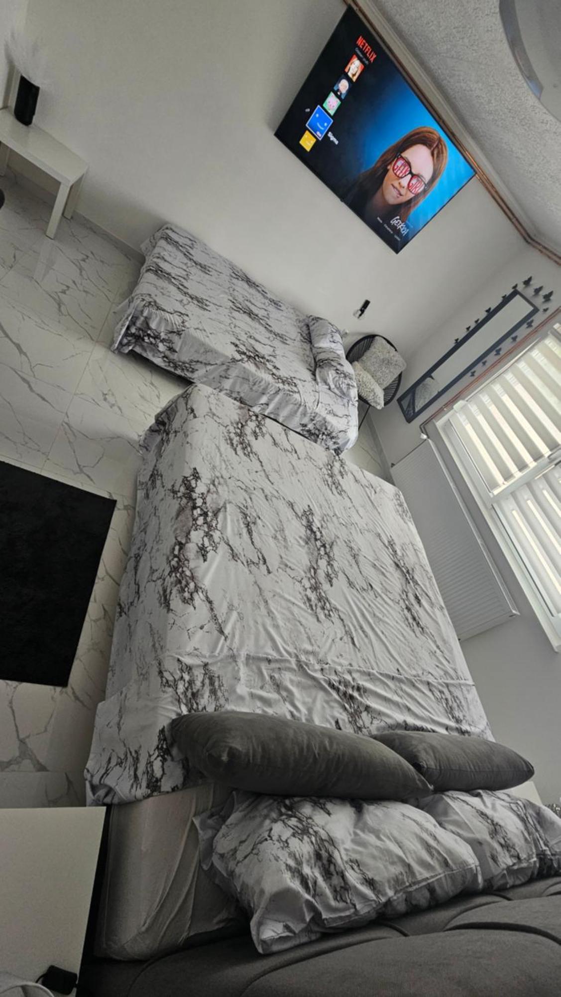 Ena1 & Ena2 -Big Free Parking Apartment Karlovac Luaran gambar