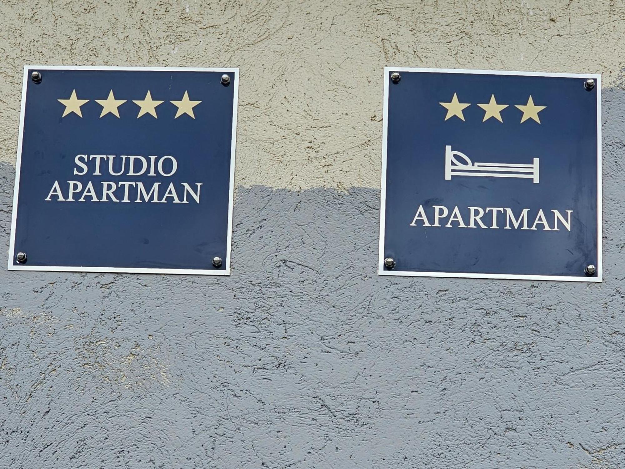 Ena1 & Ena2 -Big Free Parking Apartment Karlovac Luaran gambar