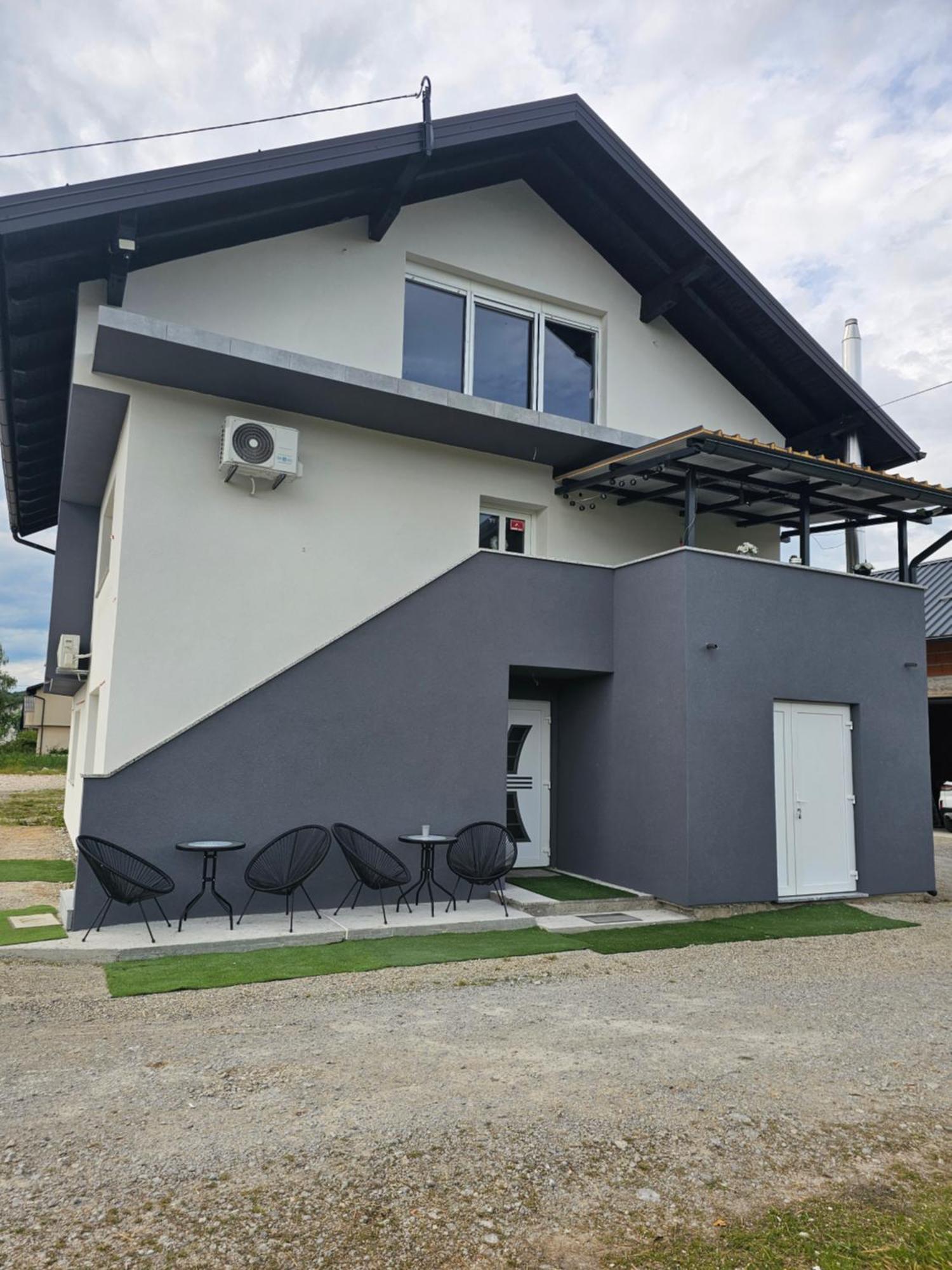 Ena1 & Ena2 -Big Free Parking Apartment Karlovac Luaran gambar